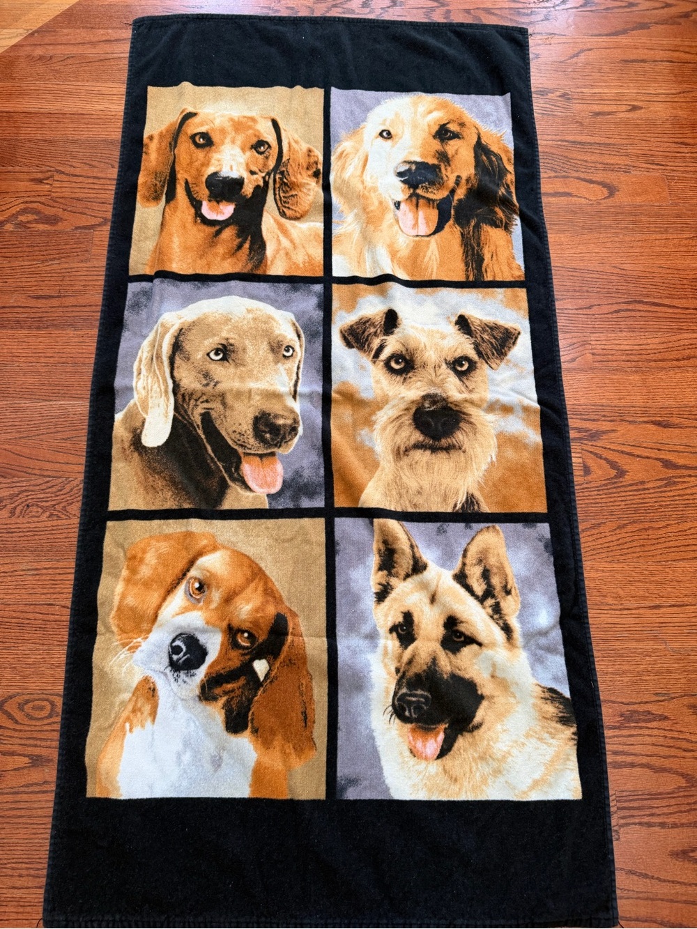 JCPenney Home Collection Plush Dog breeds beach towel 1990s all‎ cotton poolside
